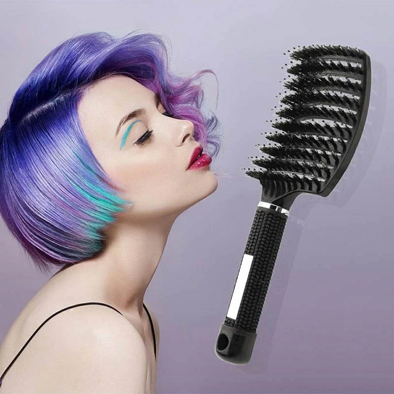 Profilovaná kefa na vlasy