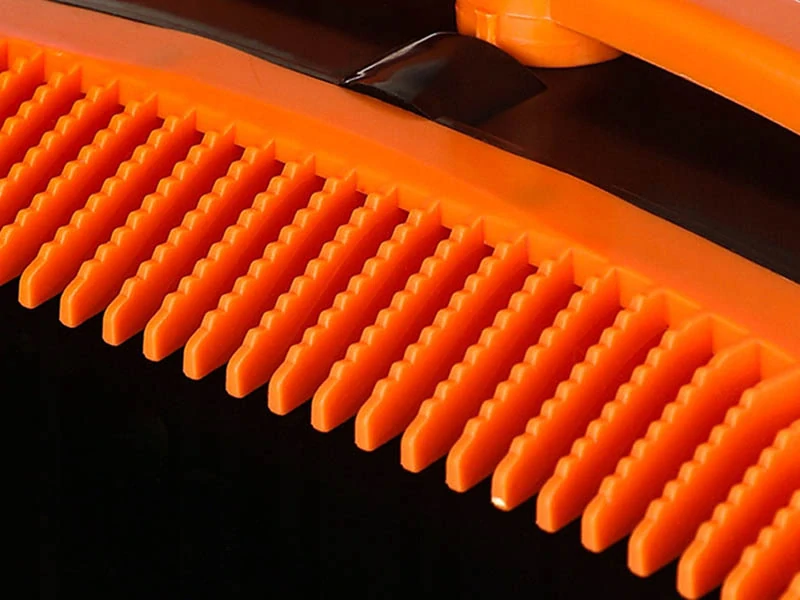 Leňoch Metla so zmetákom