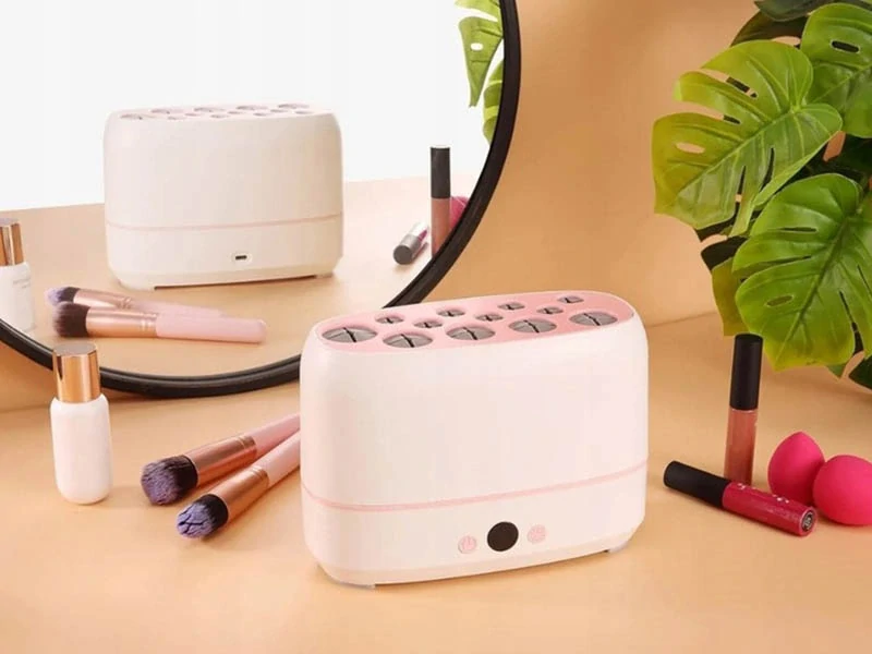 Elektrická sušička na štetce a hubky na líčenie s časovačom