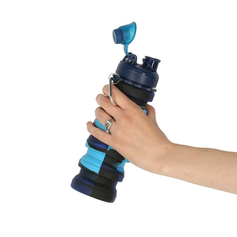 Silikónová skladacia fľaša na vodu s karabínkou 500 ml modrá