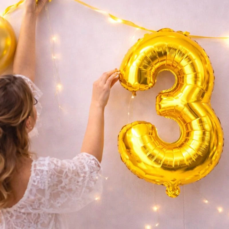 Fóliový balón číslo 3 zlatý 66 cm