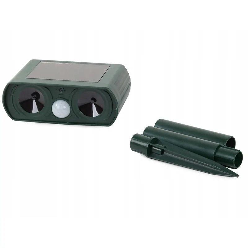 Solárny ultrazvukový plašič zvierat