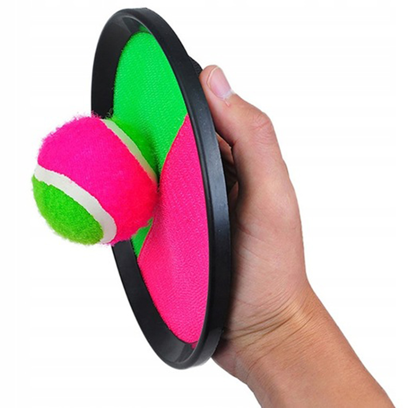 Dva terče s loptičkou na suchý zips