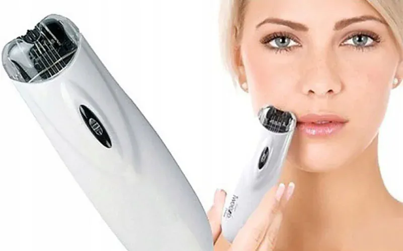 Depilátor dámsky na tvár a telo Tweeze