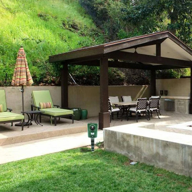 Ultrazvukový odpudzovač zvierat 7v1