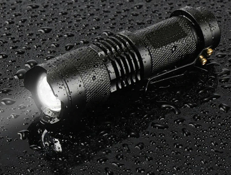 LED baterka CREE XPE Q5 zoom