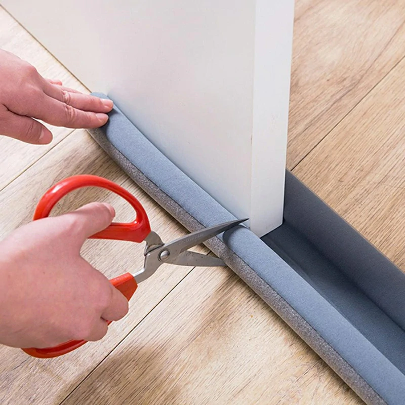 Tesnenie pod dvere proti prievanu 91 cm hnedé