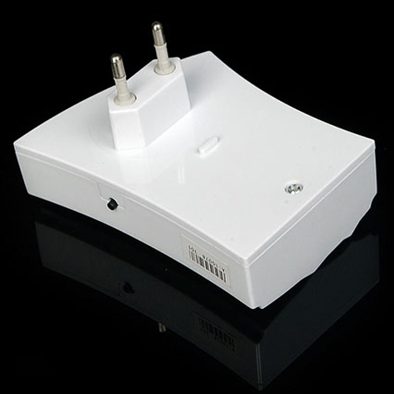 Luckarm A8610 - Bezdrôtový zvonček 220V + 1 tlačidlo