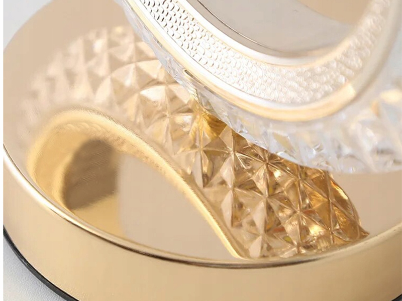 Stolná LED lampa Prsteň RGB 18cm USB