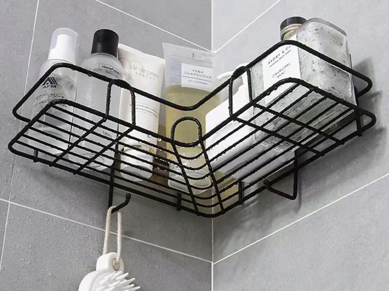 Rohová kovová polička s háčikmi do kuchyne a kúpeľne 26x11x6cm