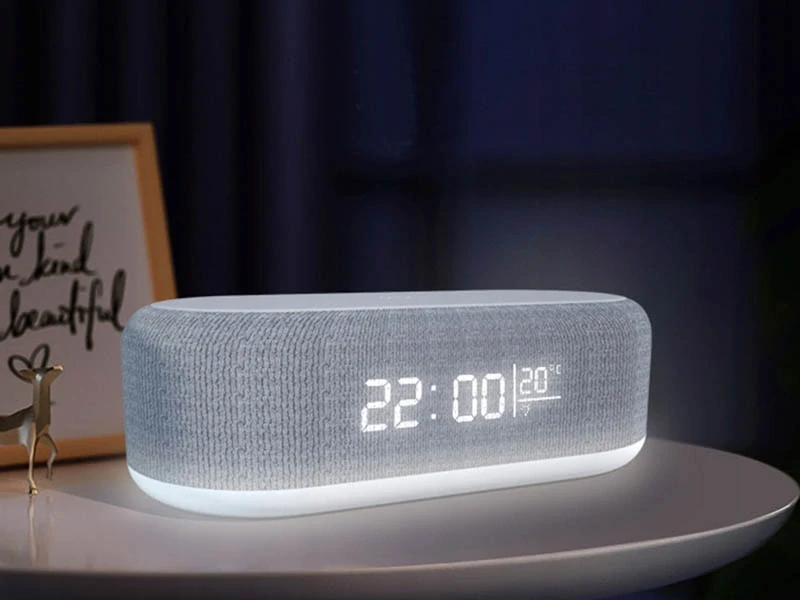 Bezdrôtová nabíjačka s budíkom 4v1 s podsvietením