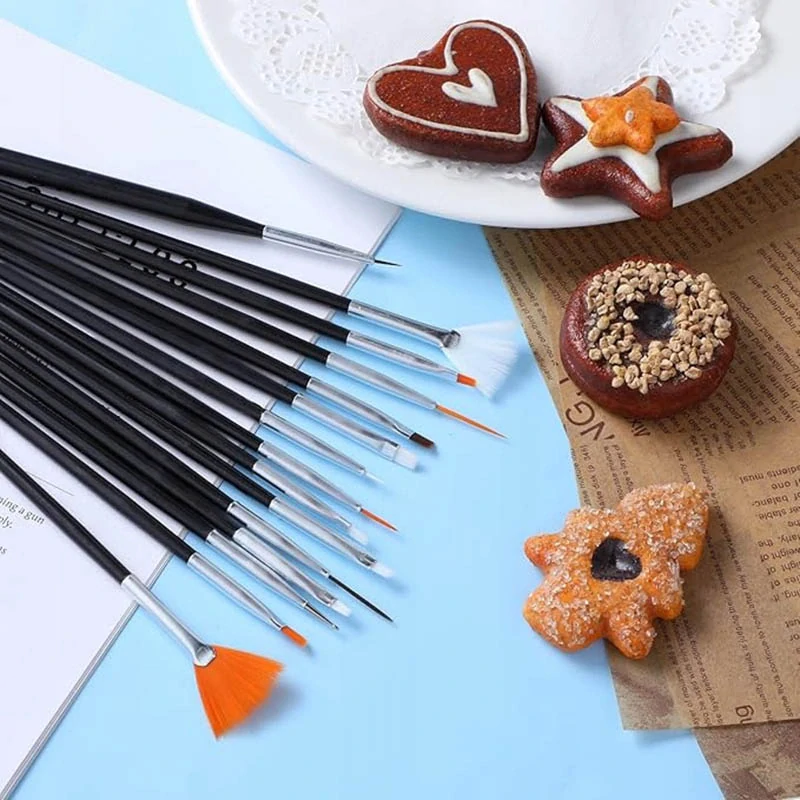 Sada štetcov na zdobenie nechtov 15ks