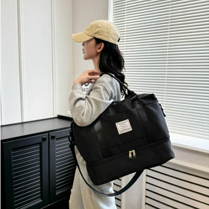 Dámska cestovná taška 44 x 35 x 22cm čierna