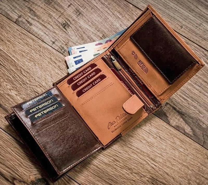 Veľká dvojfarebná pánska peňaženka z prírodnej kože Peterson N4-SHS-4131