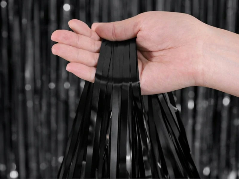 Dekoračný párty záves 100 x 180 cm čierny