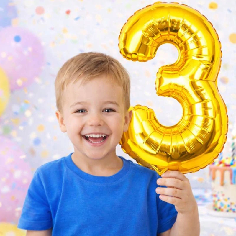 Fóliový balón číslo 3 zlatý 66 cm
