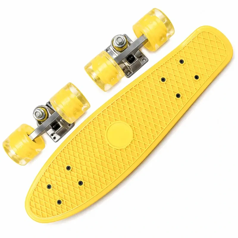 Detský skateboard Fishboard 56 cm so svietiacimi LED kolieskami