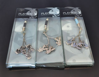 Prívesok PLAYBOY RABBIT TRIO