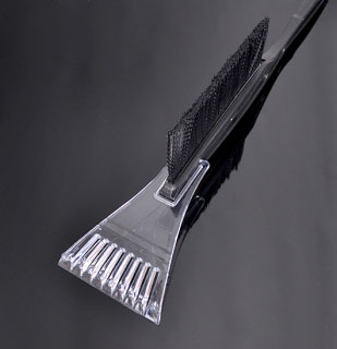 Škrabka na ľad s metličkou 53cm