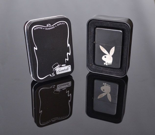 Zapaľovač benzínový Gentelo Playboy