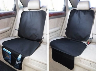 Podložka pod detskú autosedačku