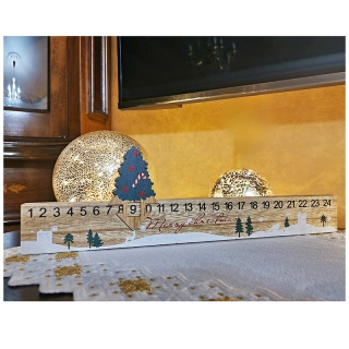 Adventný kalendár - drevený so stromčekom