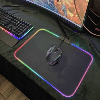 Hráčska podložka pod myš LED RGB 35x25cm