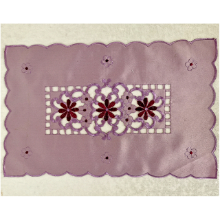 Prestieranie na stôl vyšívané 40x25cm