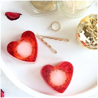 Glycerínové mydlo červené 90g - Jahoda - ručne vyrobené 