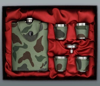 Gentelo Darčeková sada s ploskačkou a pohárikmi