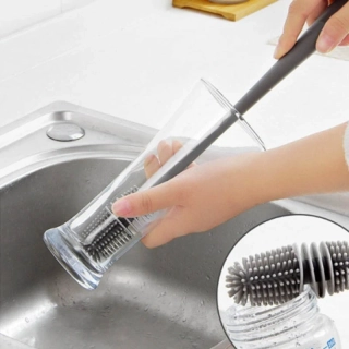 Silikónová kefa na fľaše