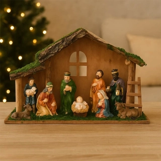 Veľký drevený betlehem s farebnými figúrkami – 40 × 14 × 26 cm