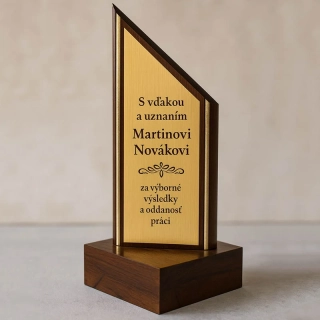 Drevená trofej s vlastným textom 17cm