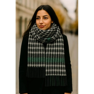 Vzorovaný šál so strapcami, zelený/čierny/biely: 180×60 cm - unisex