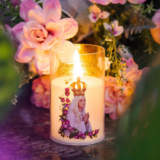 LED sviečka AVE MARIA 12,5 × 7,5 cm – dekoratívny elektrický kahancek s efektom plameňa