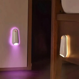 Nočná LED RGB lampa do WC s pohybovým senzorom