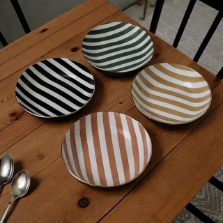 Keramický hlboký tanier 20cm