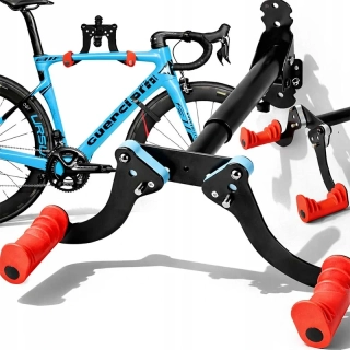 Skladací nástenný držiak na bicykel