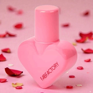 FAB FACTORY Lost In Love lesk na pery Satin Mauve 7,2 ml