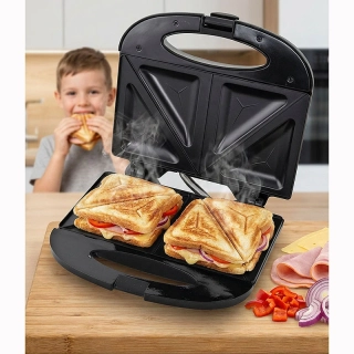 Sendvičovač Titanum CASSEROLE 700 W