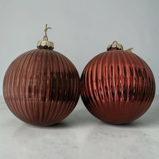 Červeno-bronzová vianočná guľa 10 cm