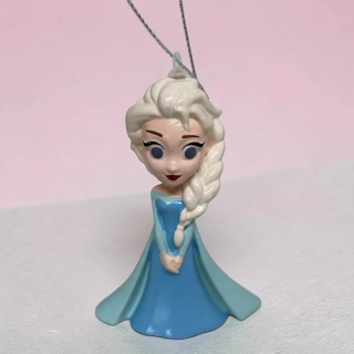 Závesná ozdoba na stromček 3D Disney Ľadové kráľovstvo – figúrka Elsa 9 cm