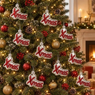 Sklenená vianočná ozdoba Xmas 9,5 cm – strieborná s červeným nápisom