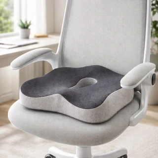 Ergonomický vankúš na sedenie z pamäťovej peny 39 × 37 cm